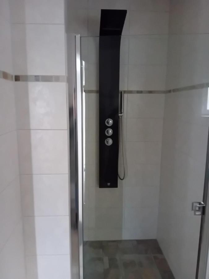 B&B Typisch Lelies Liessel Екстер'єр фото