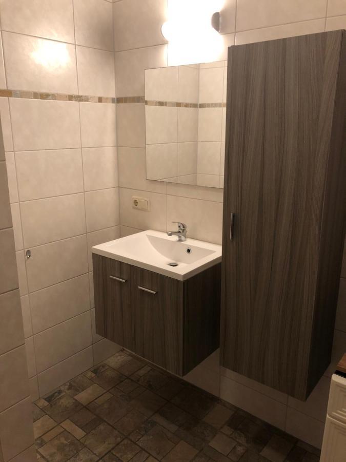 B&B Typisch Lelies Liessel Екстер'єр фото