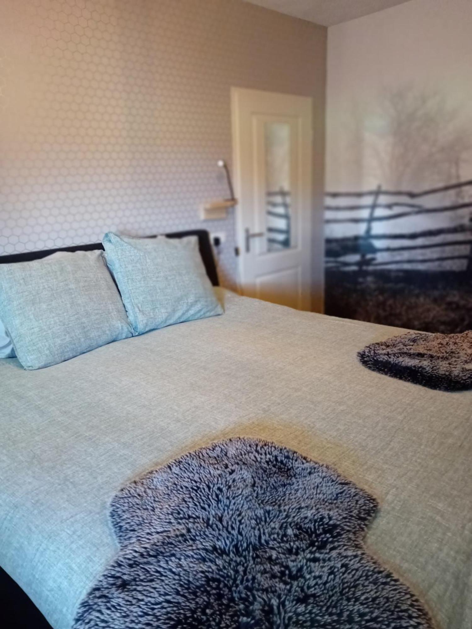 B&B Typisch Lelies Liessel Екстер'єр фото